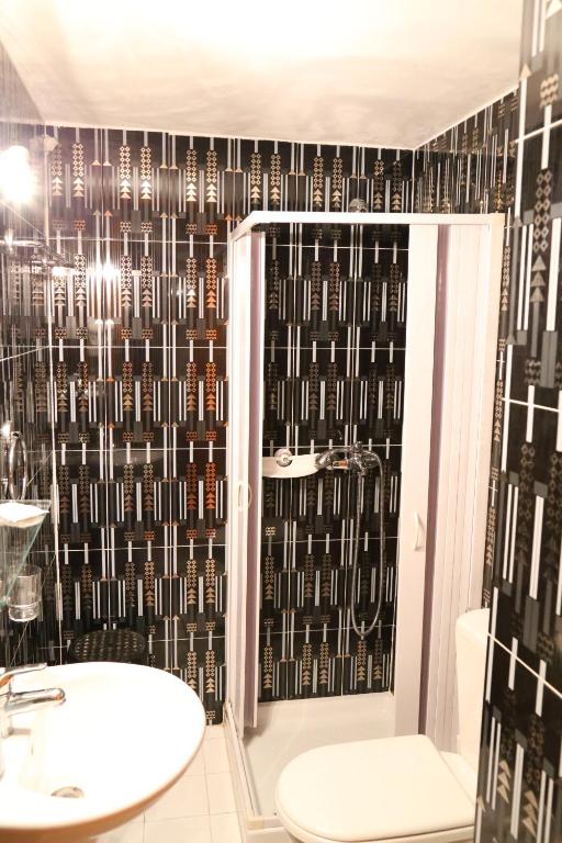 Avra Rooms photo