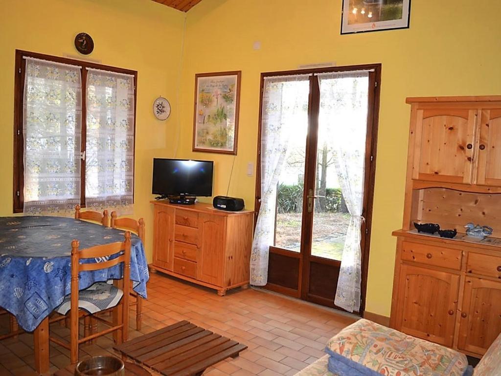 Maison boisée proche de la plage des Coraux, 2 chambres, terrasse, parking et jardin - FR-1-22-283 - 4
