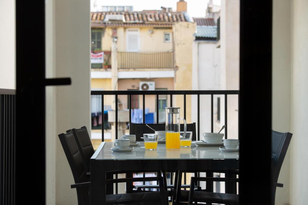 Apartaments Rambla 68