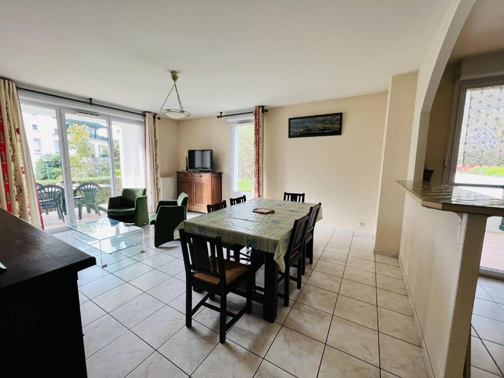 CAMBO: Appartement T3 4 couchages avec terrasse - 2