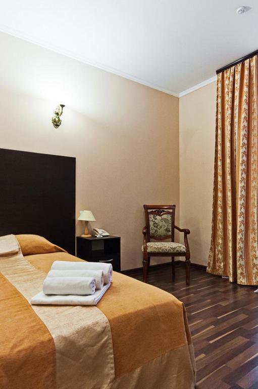 Admiral Hotel photo
