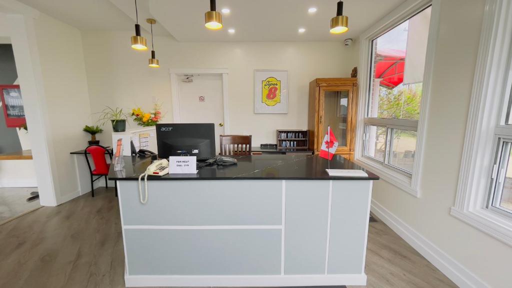 フロント・ロビー