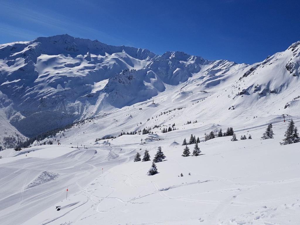 Studio confortable au pied des pistes avec balcon - 2