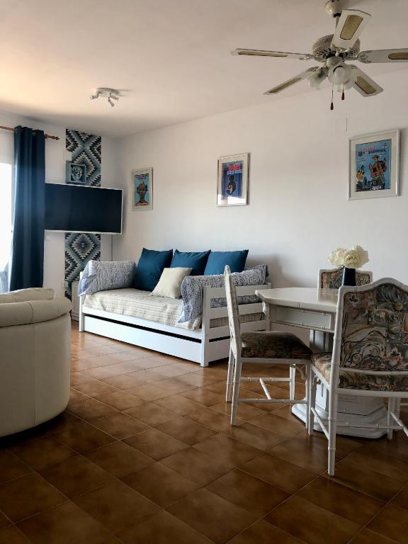 Appartement 80 m2,Port Rhodes D-2 chambres, terrasse panoramique, vue sur le canal principal d’Empuriabrava - 5