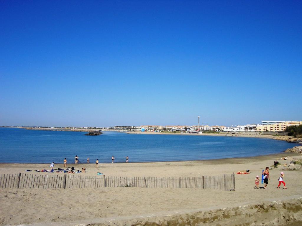 Studio cabine climatisé avec parking en bord de mer - FR-1-472A-138 - 2