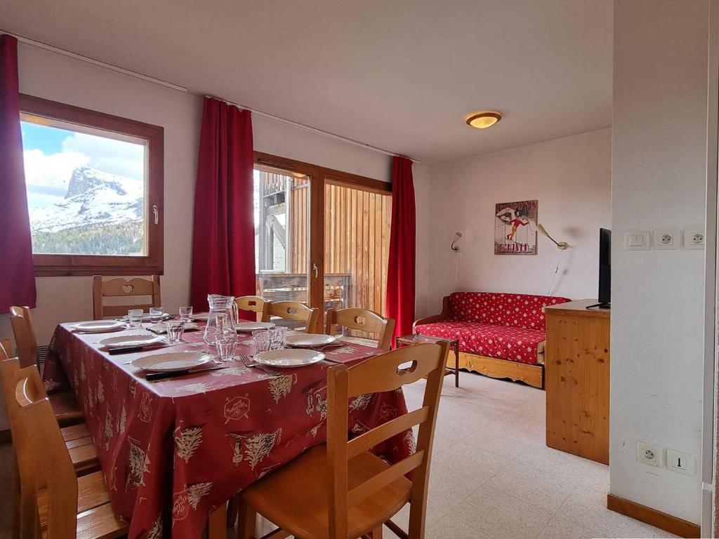 Appartement 4 pièces, 8 pers, proche pistes, parking, casier à ski - FR-1-525-179 - 2