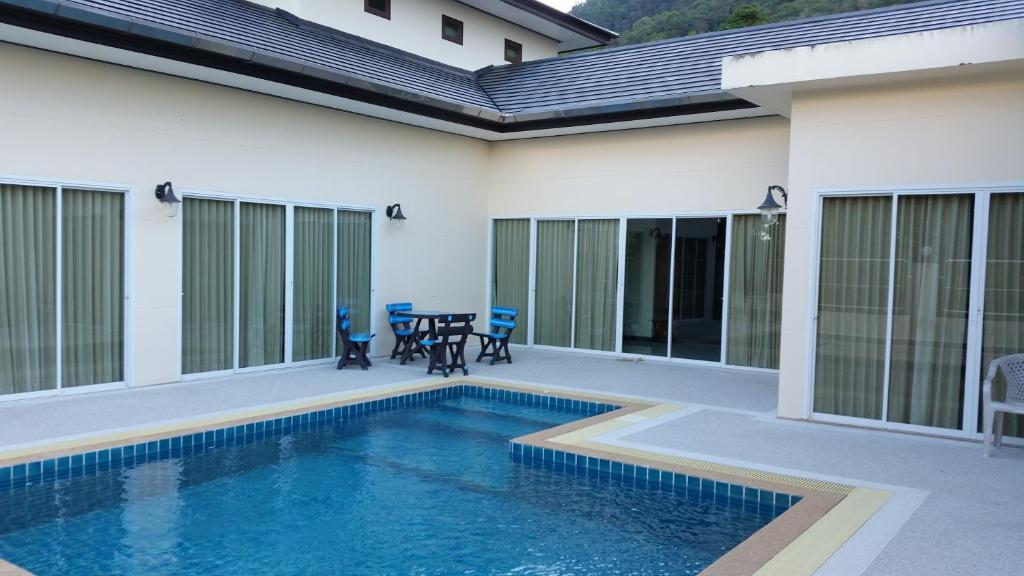 Viewpoint Villa photo
