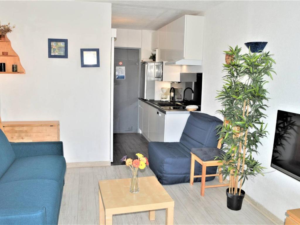 Studio rénové climatisé, 3 couchages, proche port et casino à Cavalaire-sur-Mer - FR-1-226B-98 - 2