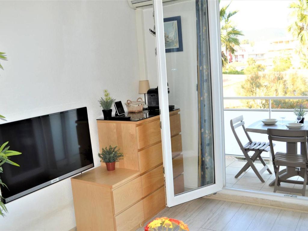 Studio rénové climatisé, 3 couchages, proche port et casino à Cavalaire-sur-Mer - FR-1-226B-98 - 4
