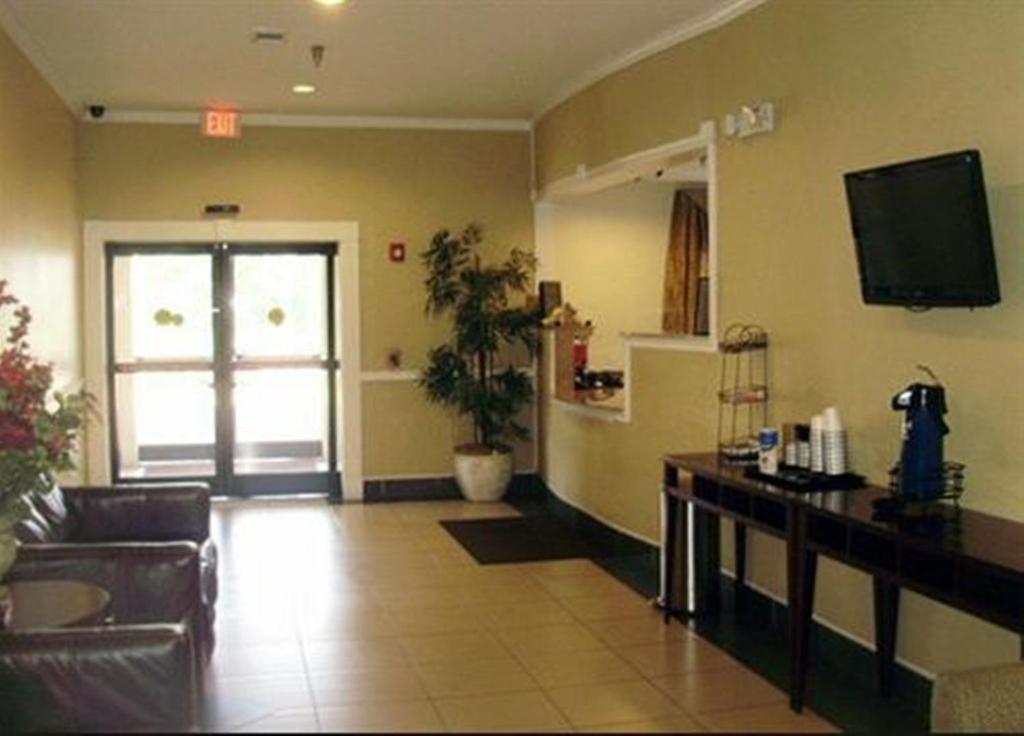 フロント・ロビー