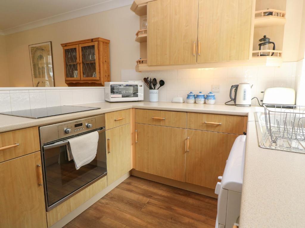 Blackbird Cottage, Falmouth photo 8