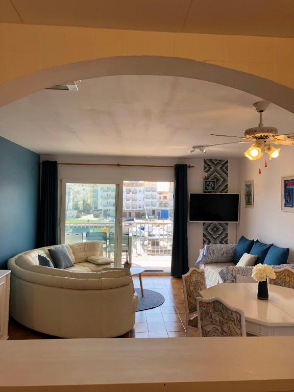 Appartement 80 m2,Port Rhodes D-2 chambres, terrasse panoramique, vue sur le canal principal d’Empuriabrava - 1