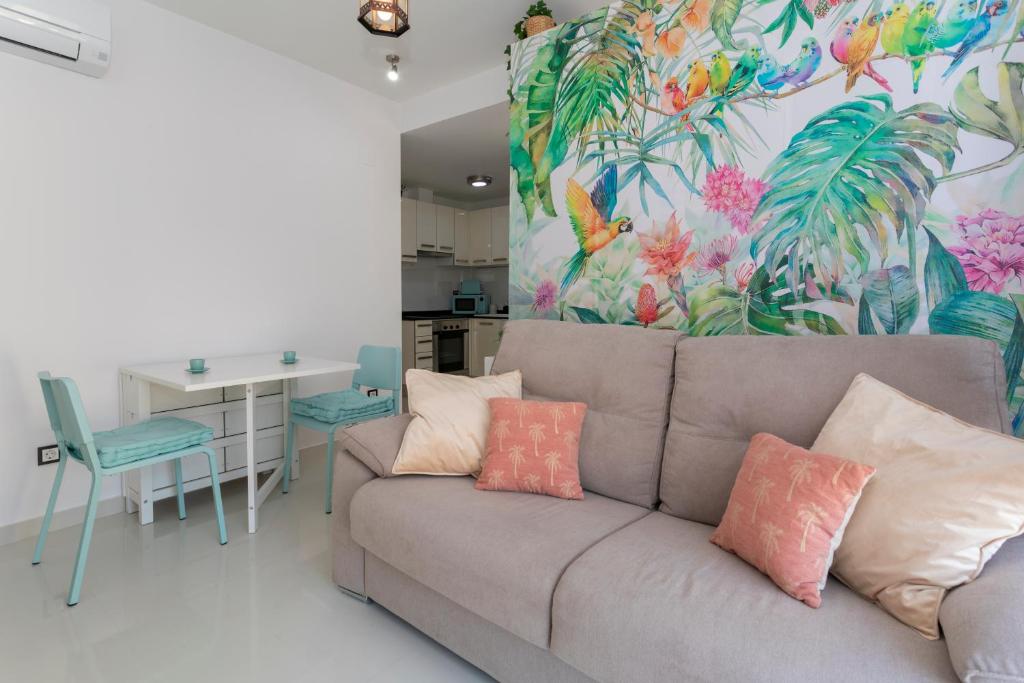 Becalp, estudio en el centro, by Bookindenia - 2
