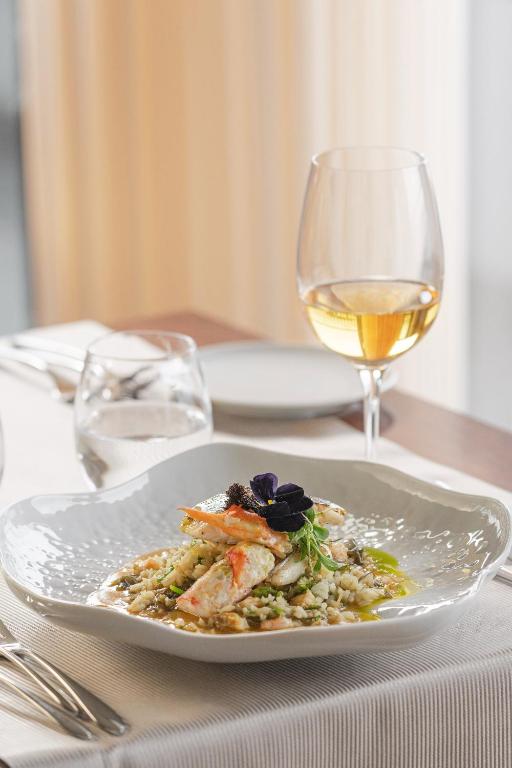 บริการและสิ่งอำนวยความสะดวก