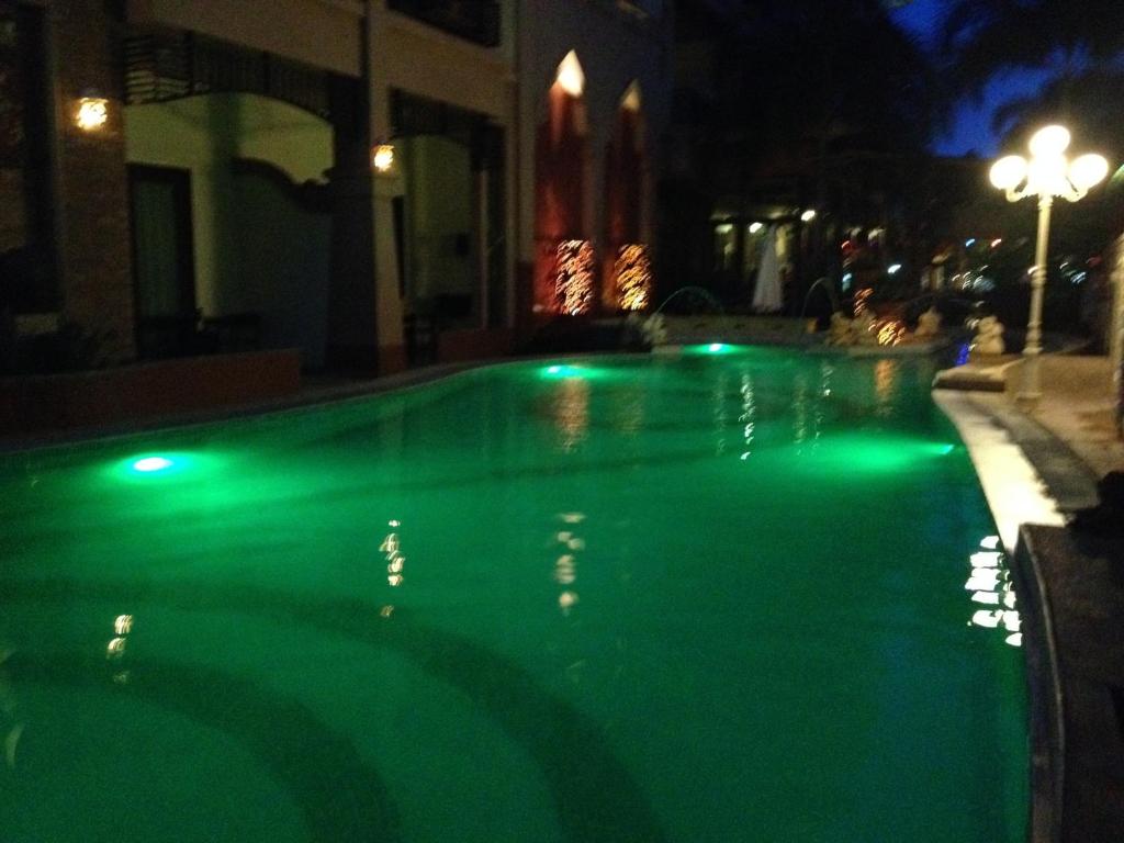 Swimming pool
