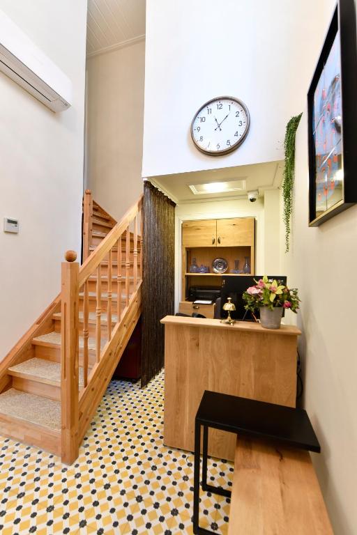 Agras Hotel photo