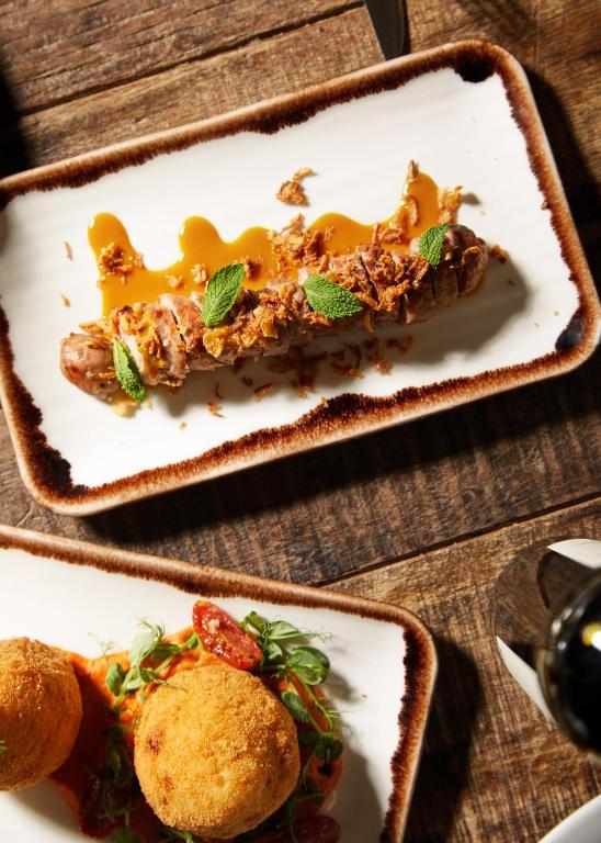 Φαγητό και ποτό