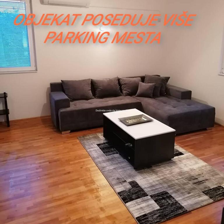 VILA DIVOTA - 2