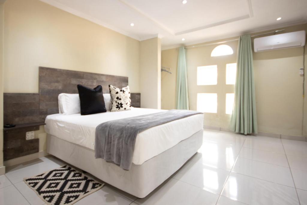 Lapeng hotel, conference and wedding venue photo