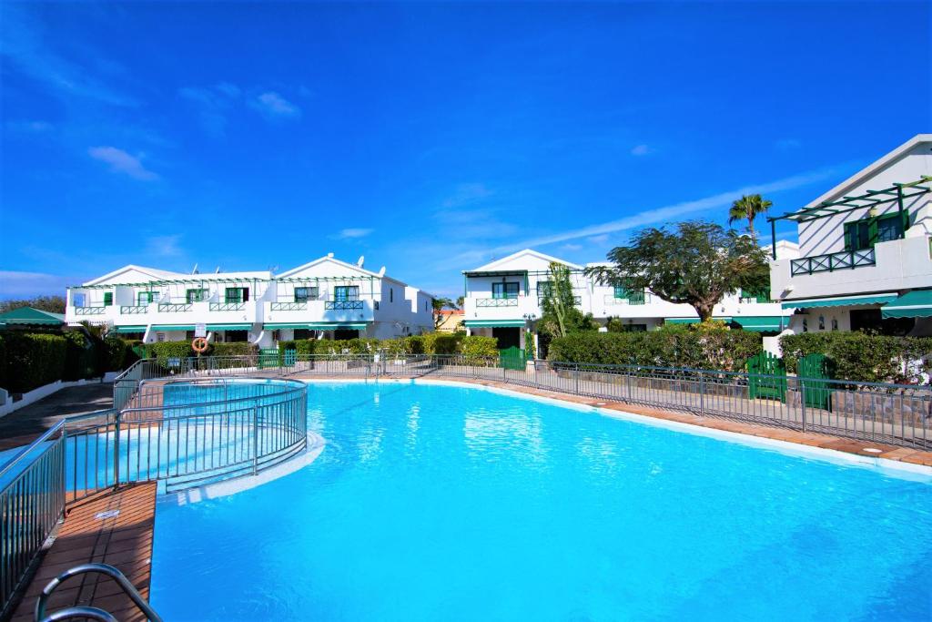 Bungalow Parque Gaviota 4 by Homestaygrancanaria - 1