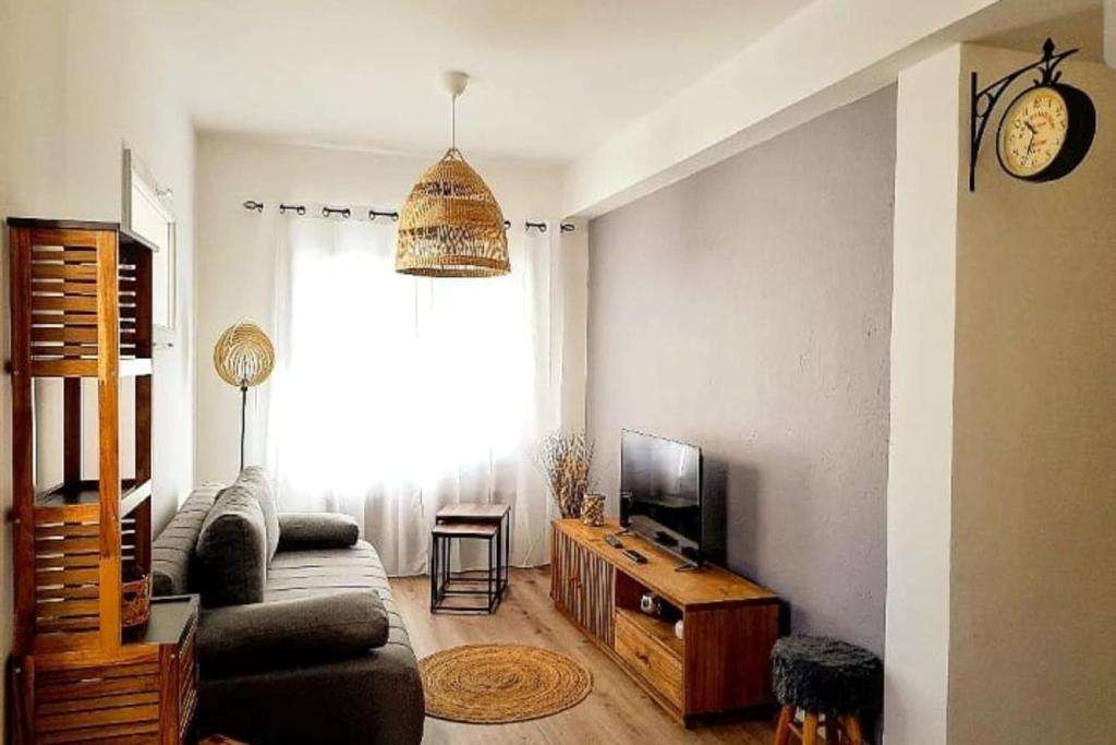 Charming T2 Equipped 1min Walk To Beaches - 1