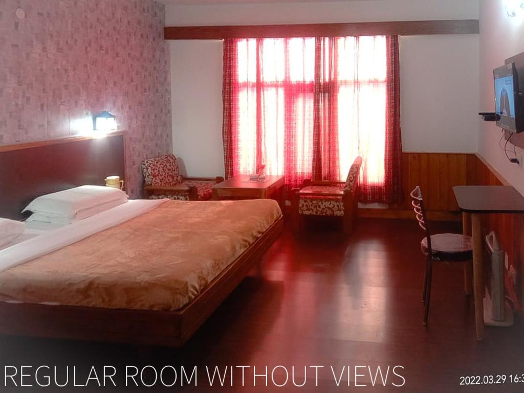 Vardaan Hotels, PatniTop photo