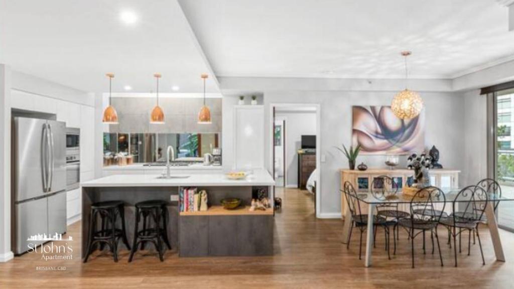 St Johns Apartment 3 Bed 2.5 Bath 2 CarPark Brisbane CBD｜クチコミあり ブリスベン