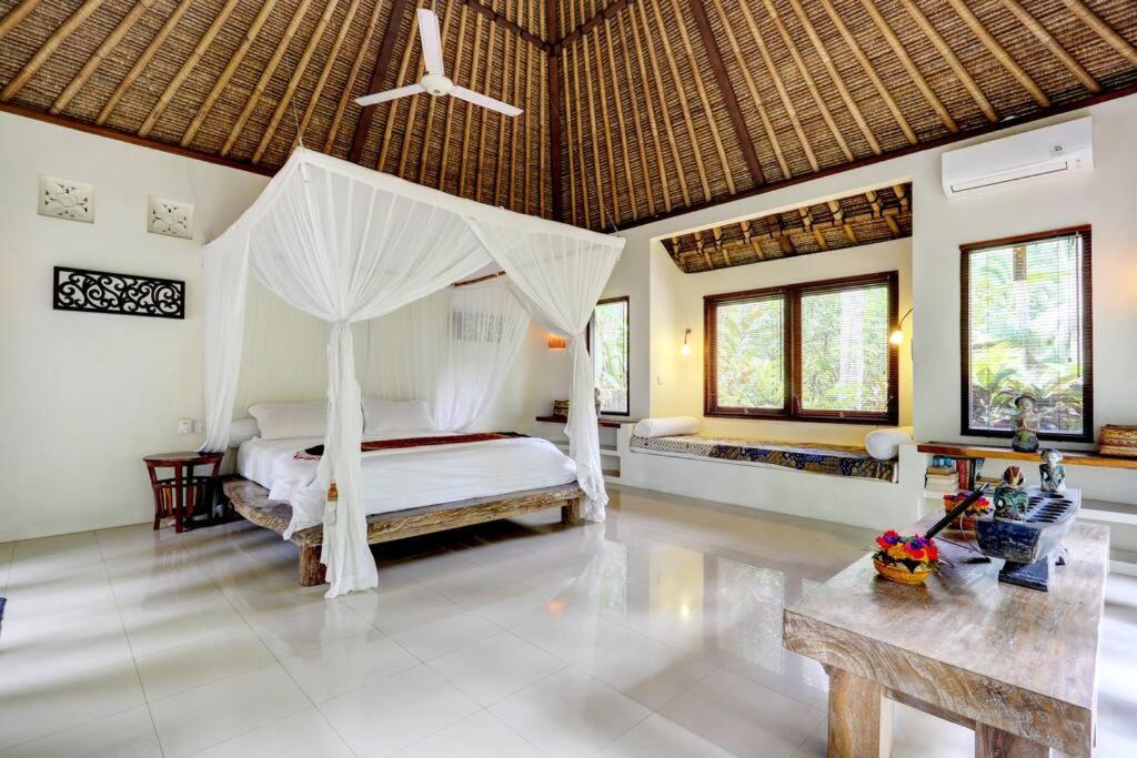 Rumah Kelapa Sepi photo