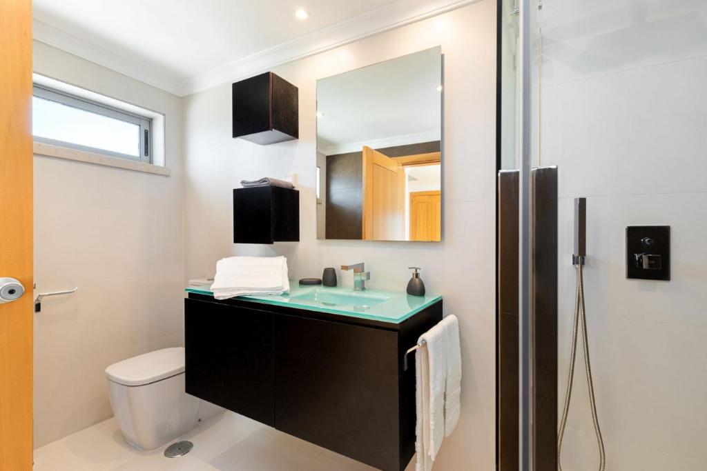 Varandas do Castelo By Garvetur — Hotel rooms in Albufeira, Faro
