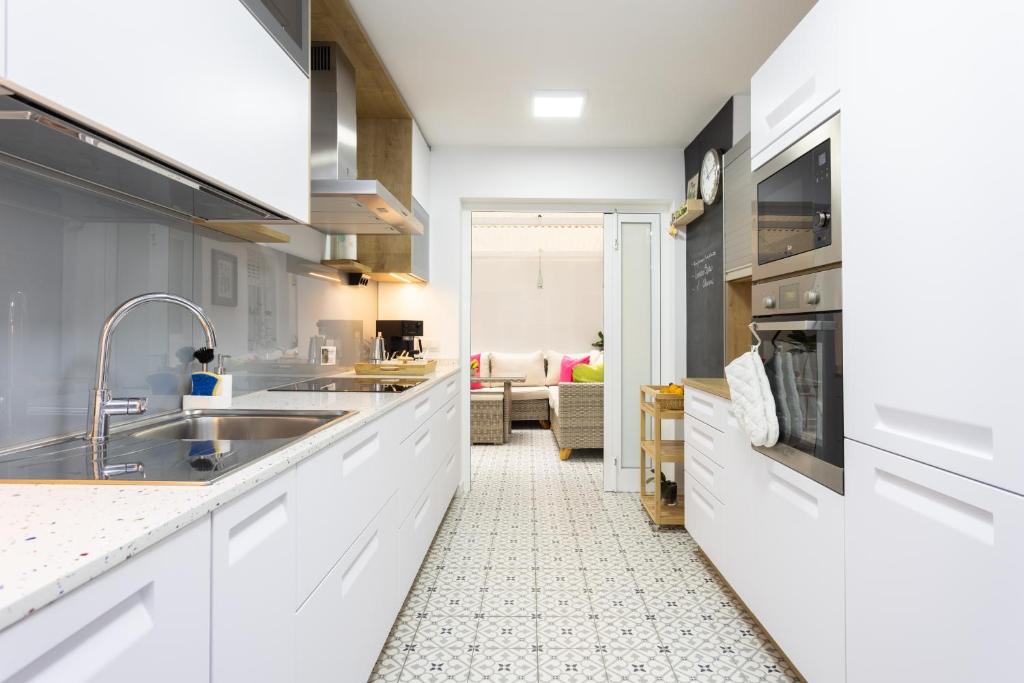 Home2Book Elegance City Center Apartment - 3