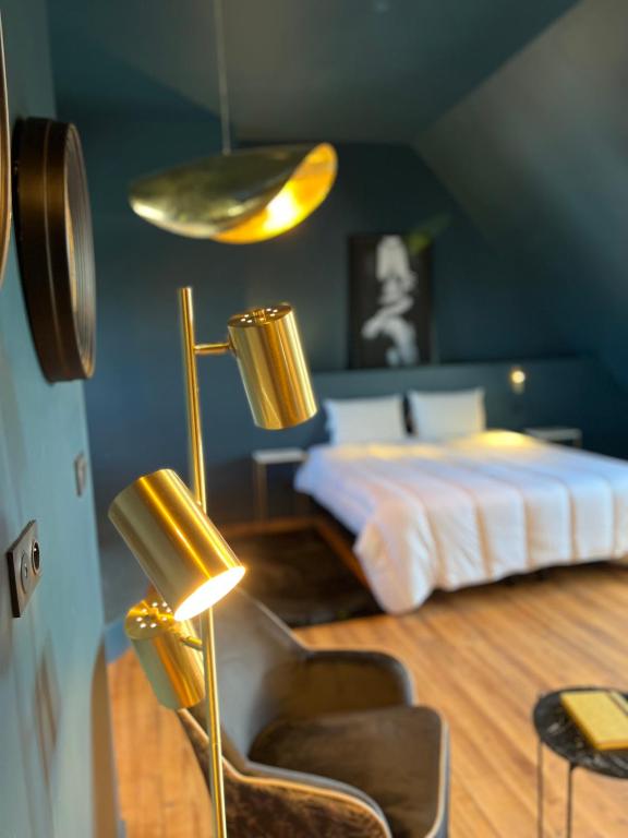 LA SUITE ISAHORA. Les Locations ISAHORA c'est aussi plusieurs appart' de Standing à 2 pas du Château d'Eu, des Falaises du Tréport, de MERS les Bains et Aux portes de la BAIE DE SOMME, Eu