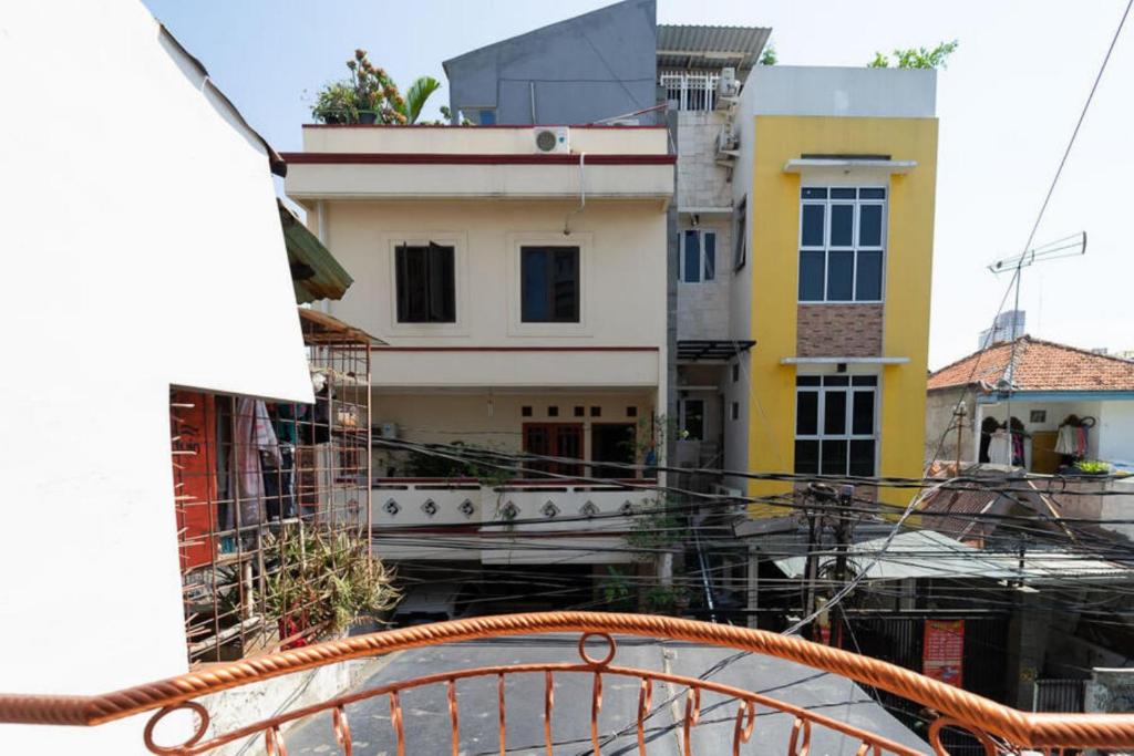 KoolKost Syariah @ Kebon Kacang III Street photo
