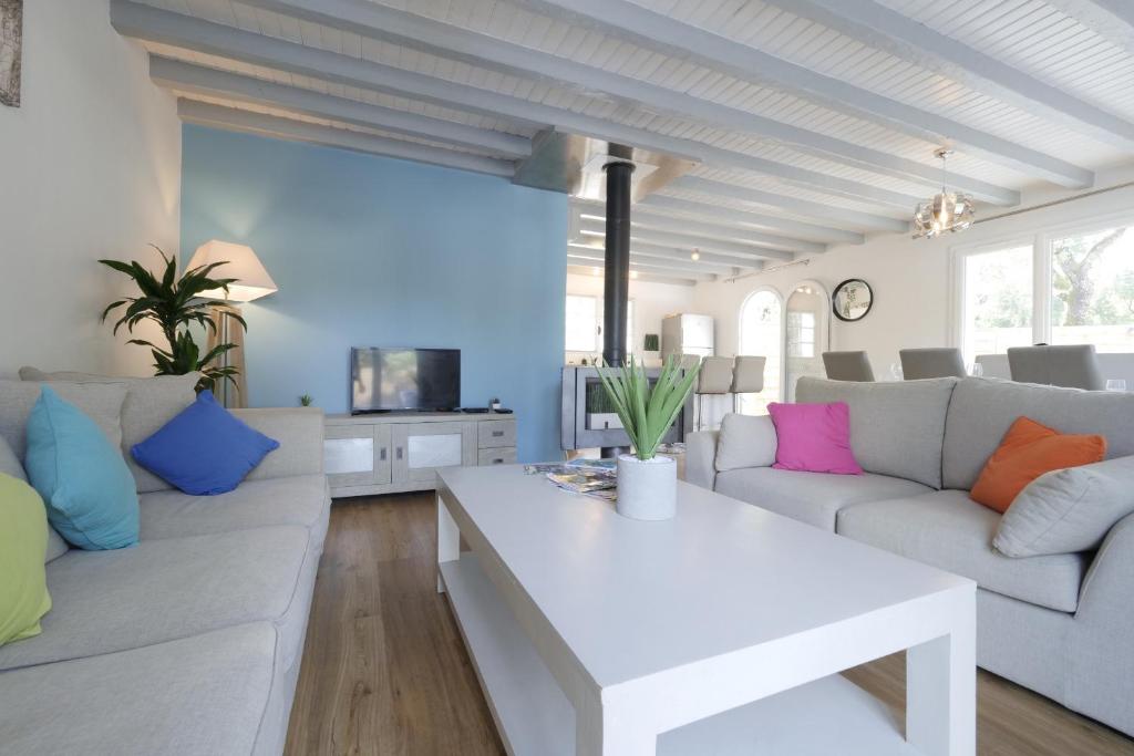Villa avec piscine pour 8 - 2