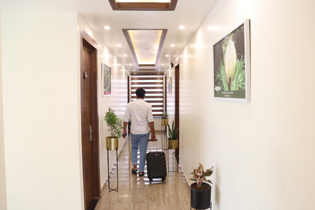 Hotel Royal Palm Dehradun photo