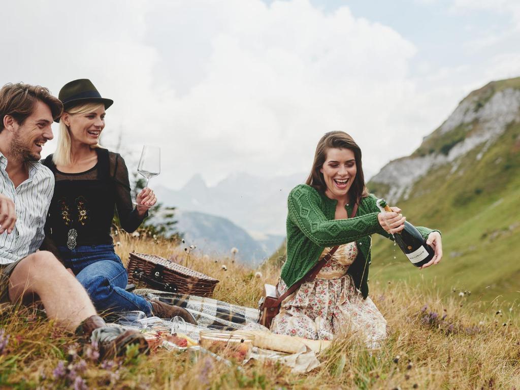 Burg Hotel Oberlech photo