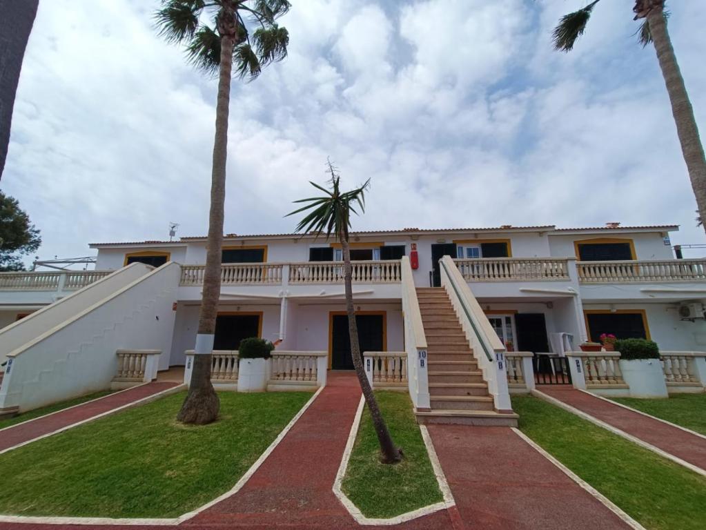 Bon Repos - B10, Apartamento con Terraza en Cala'n Bosch, Cala en Bosch