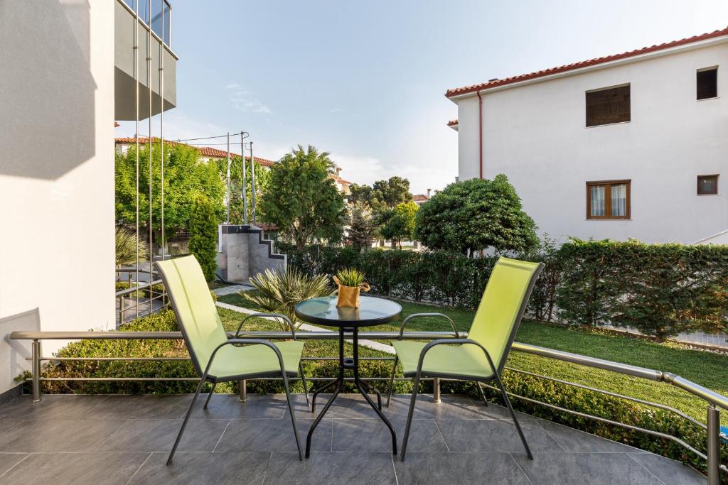 Ilis Villas photo