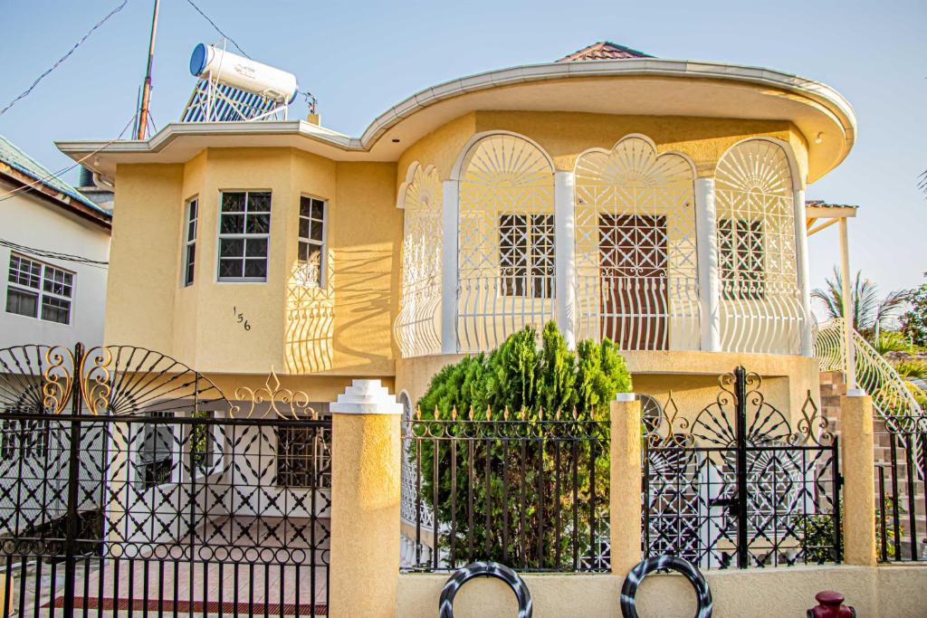 CARNATION 156, Montego Bay