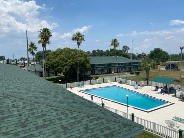 Inn On The Green Florida photo