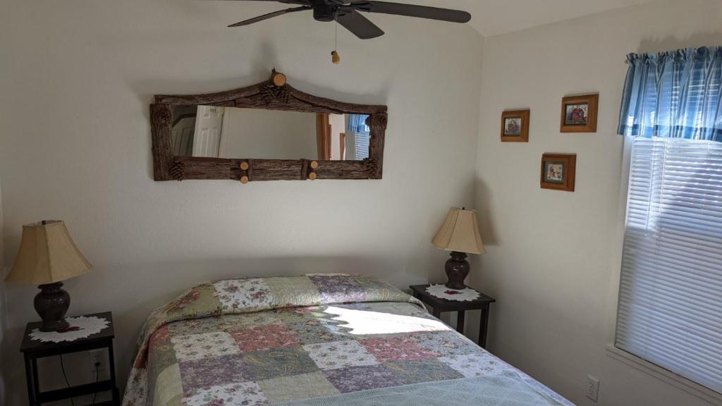 Room #3 at the Apple Place, Miramonte