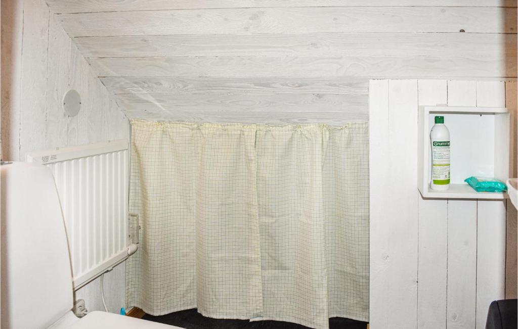 Stunning apartment in Johannishus with photo