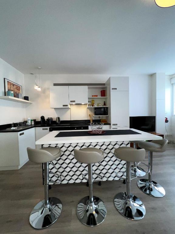 Le Central Victoria I - Central Point - 50m2 - 2