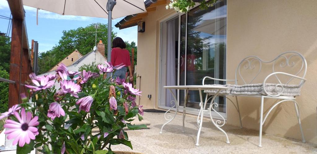 Le pin bleu, Pérassay