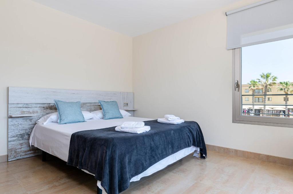 YourHouse Juan, modern holiday house at the beach in Mallorca North - 2