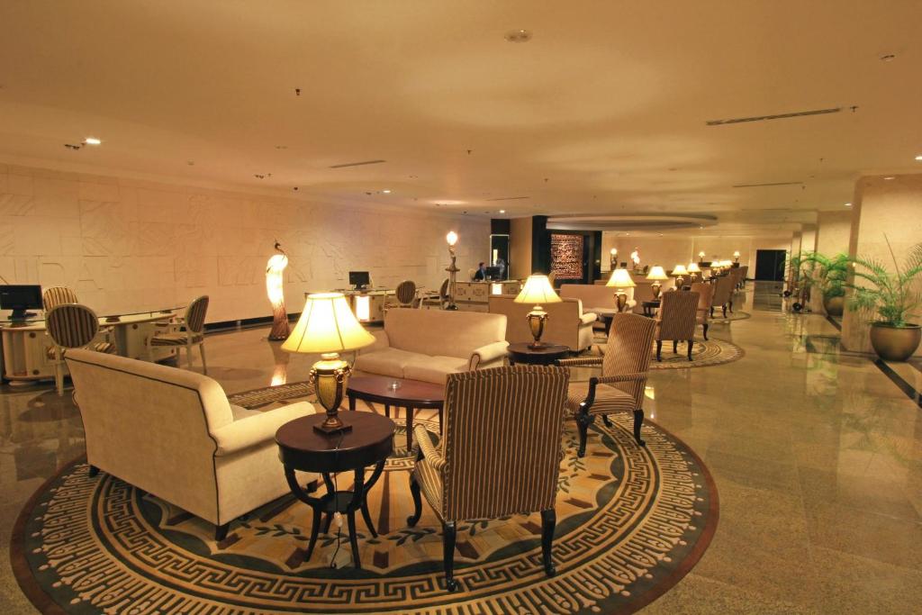 Lobby, Harmoni One Convention Hotel & Service Apartments in Batam Island