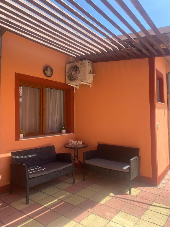 Orange House Constanta photo
