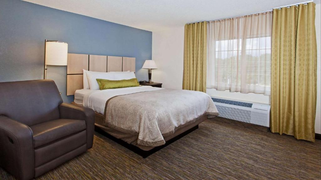 MainStay Suites Kansas City Overland Park photo