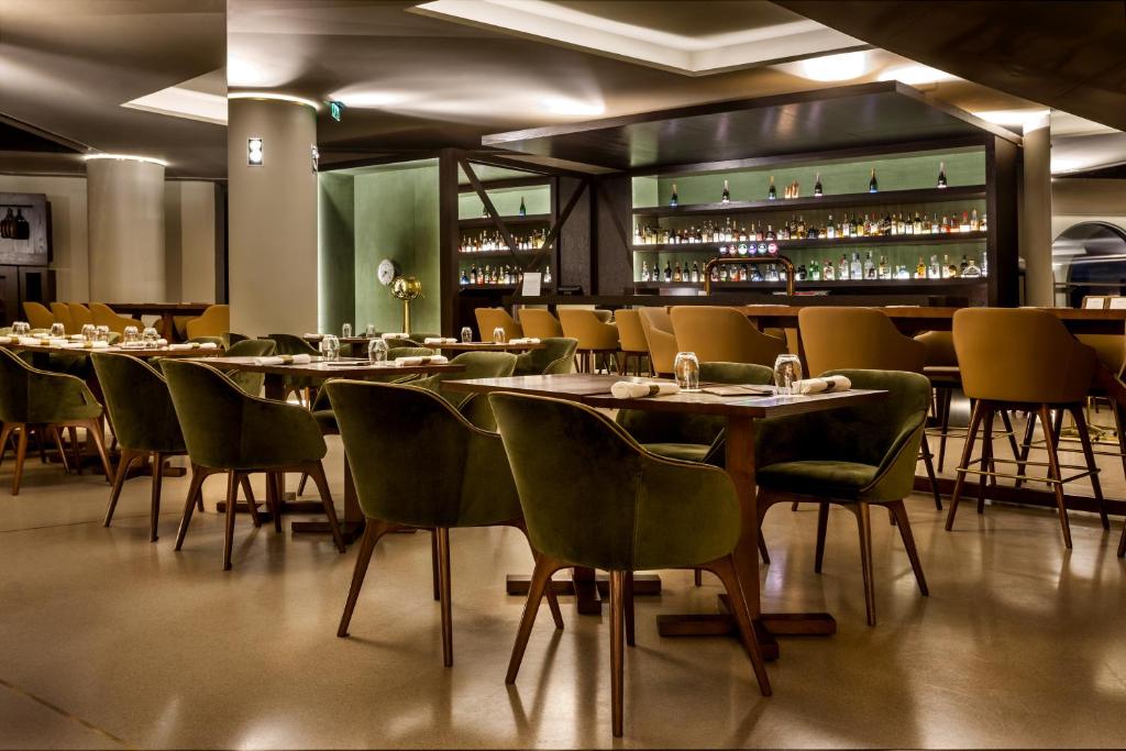 อาหารและเครื่องดื่ม