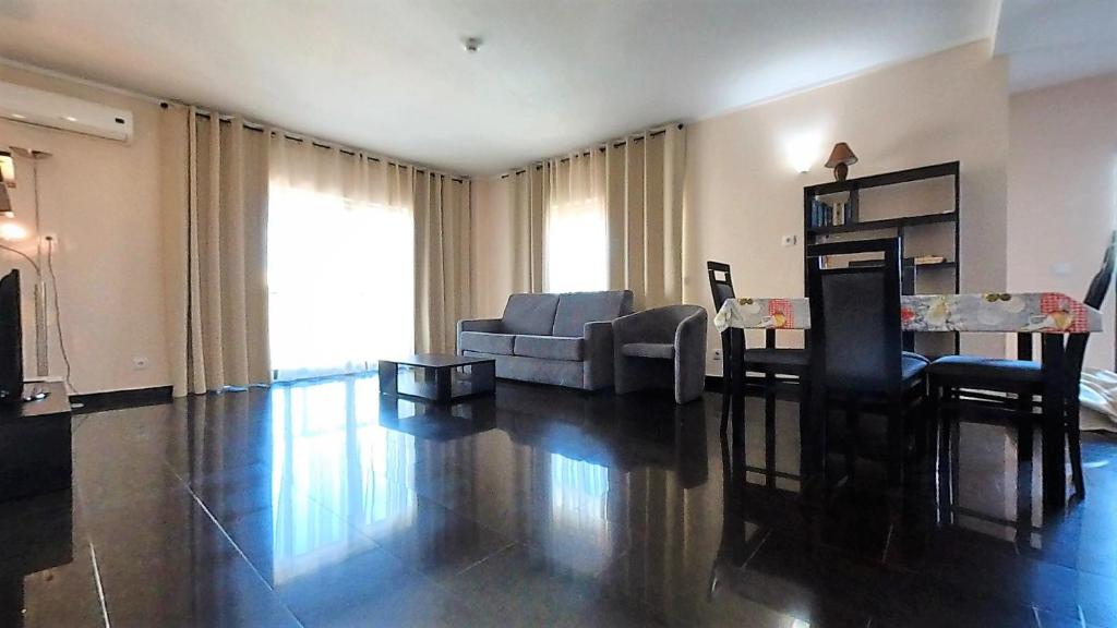 Food and beverages, Rocha Tower 11D in Portimao