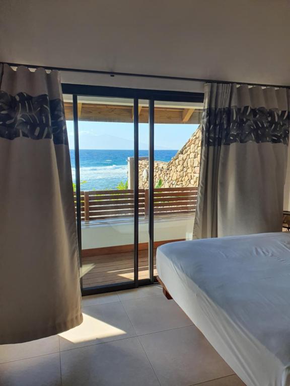 Moorea Lodge Bungalow photo